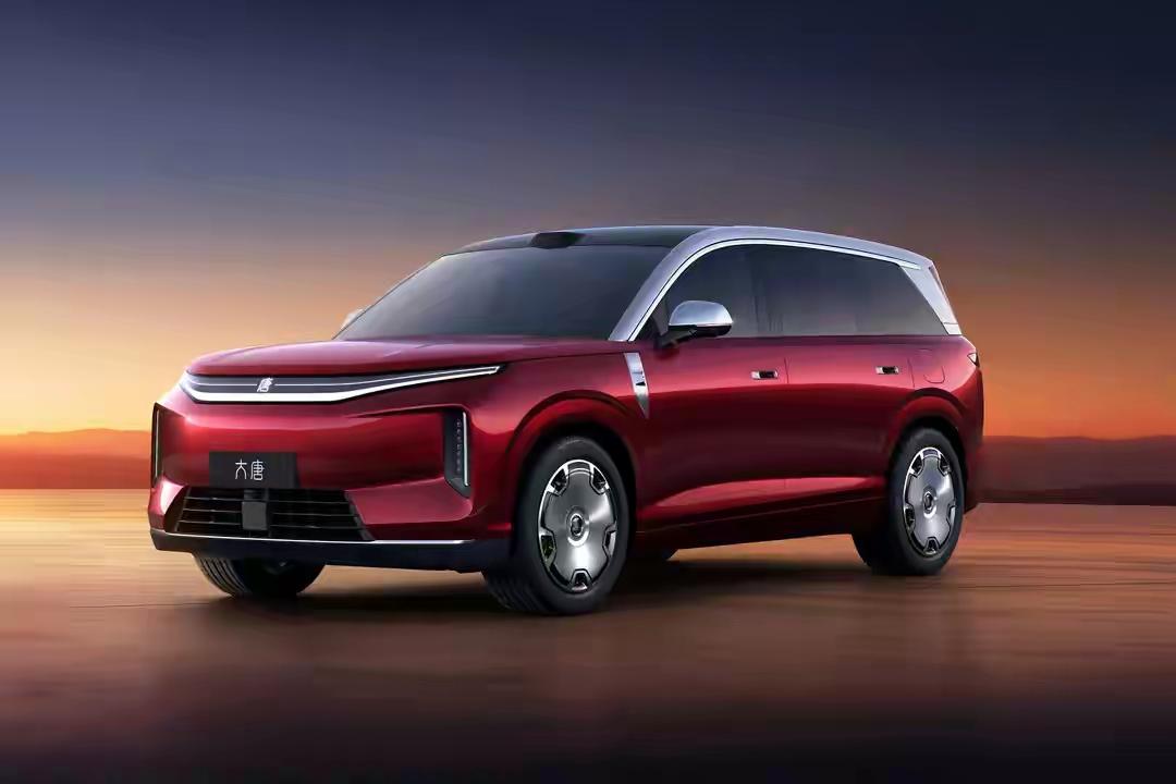 比亚迪大唐首发亮相，这可太让人期待了！比亚迪在汽车界一直很有排面，每次新车发布都