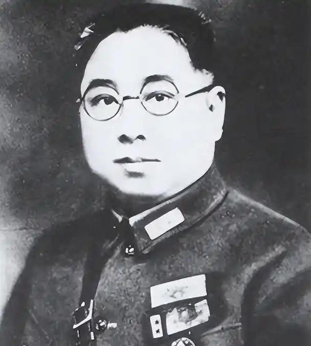 1930年，蒋介石送来一封“求情信”，愿以20万大洋，20担医药，以及南昌监狱所