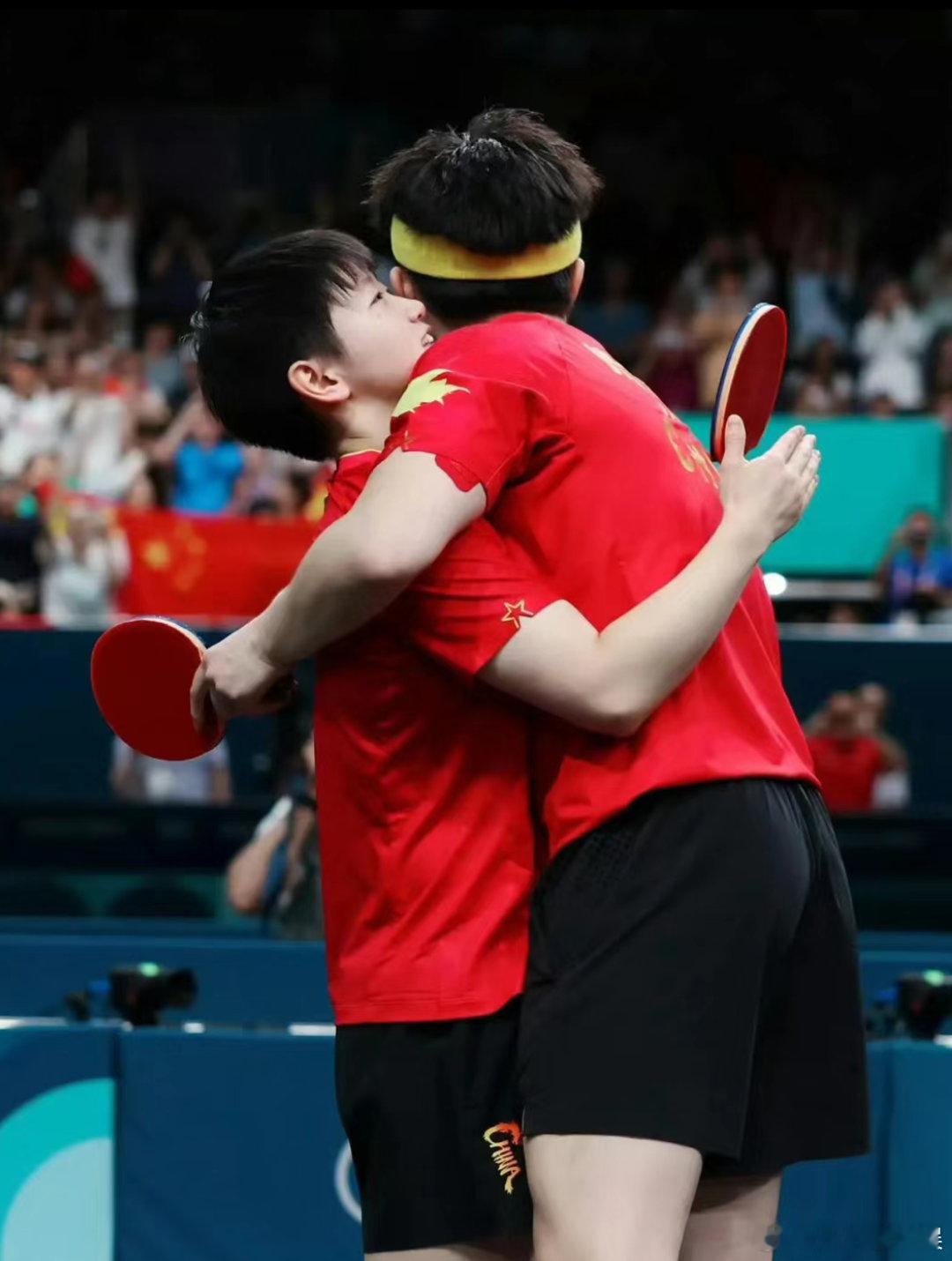 #莎头混双金牌为何如此激动人心#正因为中国队的胜利从来都不是探囊取物那般容易，所