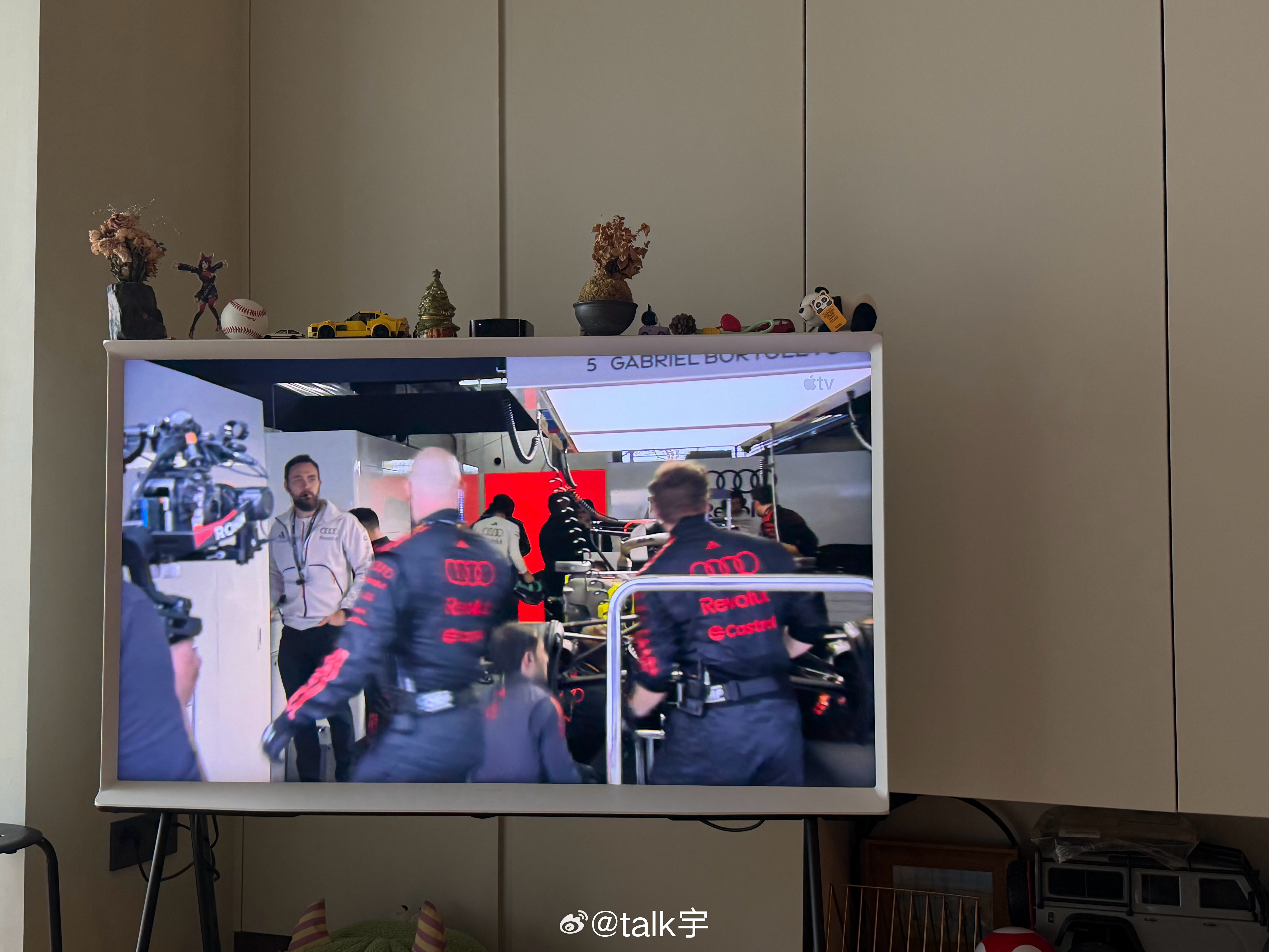 博托莱托和兰多诺里斯因为动力单元问题没有停到发车格上F12026f1中国大奖赛