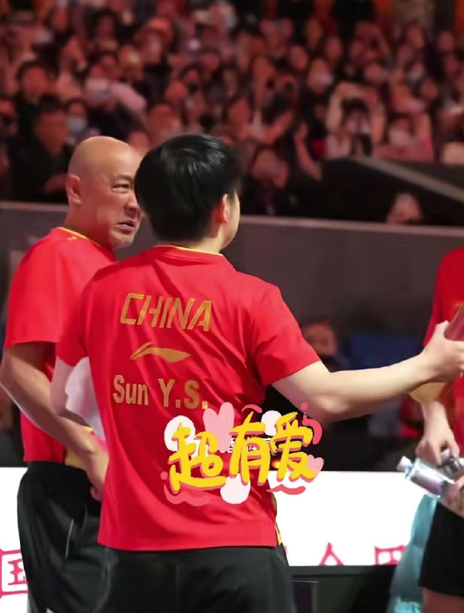 哈哈，肖指导看着沙头复盘，自己都插不上话了。
成都混双沙头3：0战胜法国队，刚下