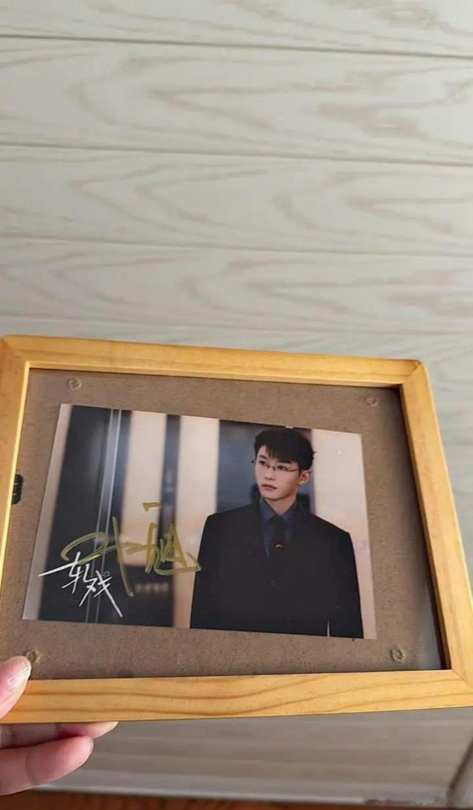 老来得粉珍惜粉丝很正常，gzs蛮会做人的 