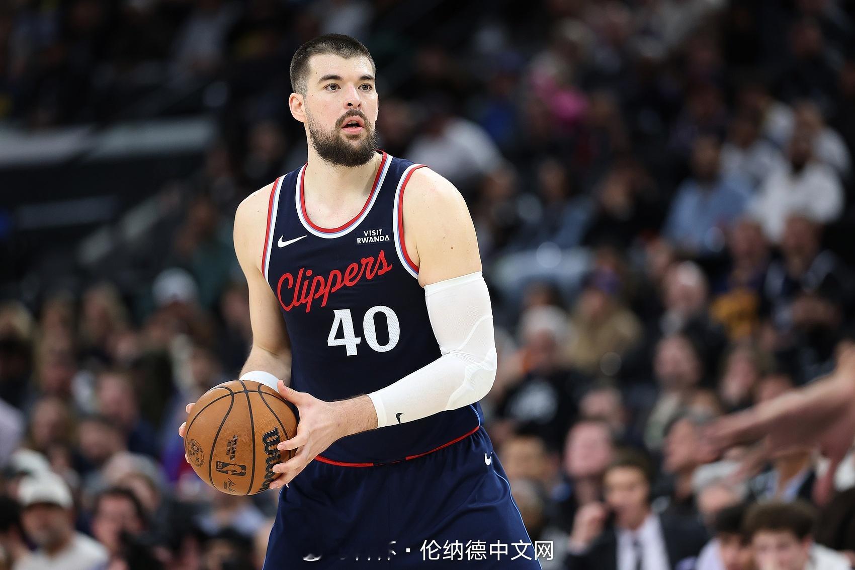 阿祖也被交易了，快船送出祖巴茨和科比布朗给步行者得到马瑟林 、以赛亚·杰克逊、步