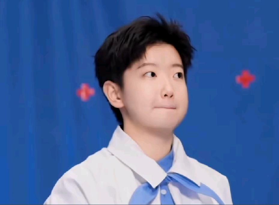 管他世一世二？如果经济允许的话，就去支持莎莎的个代，莎莎代言的产品，也并不是都像