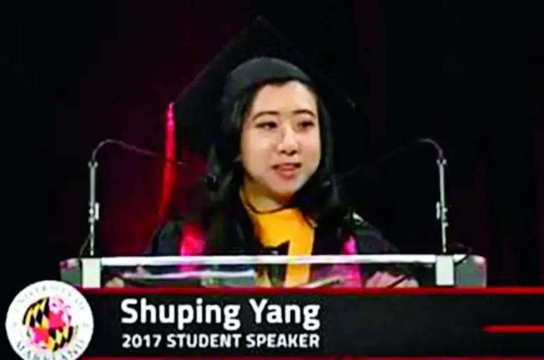 中午和同事们说起一个话题：爱国是做人的本分。这让我突然想起留美学生杨舒平说的一段