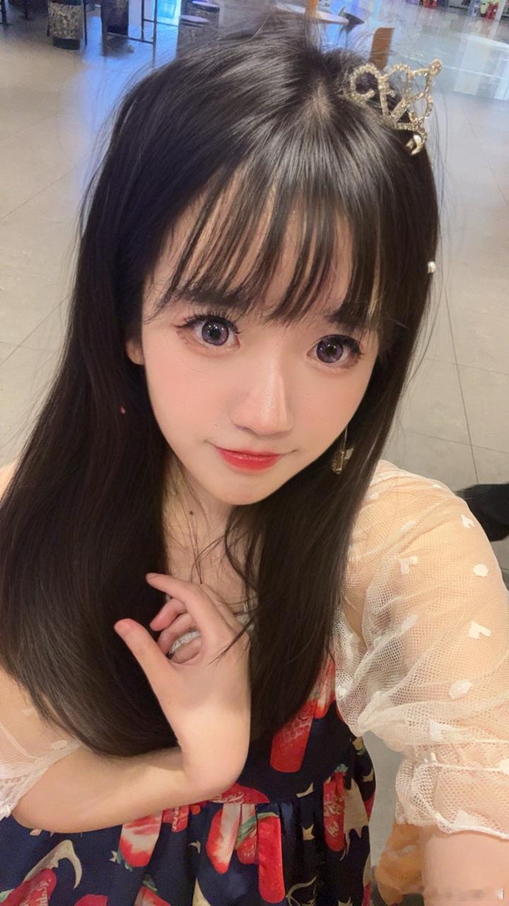 非常粉粉的一天…💕非常喜欢新打歌服！💖果然还是最喜欢传统蓬蓬小蛋糕嘞🍧最近