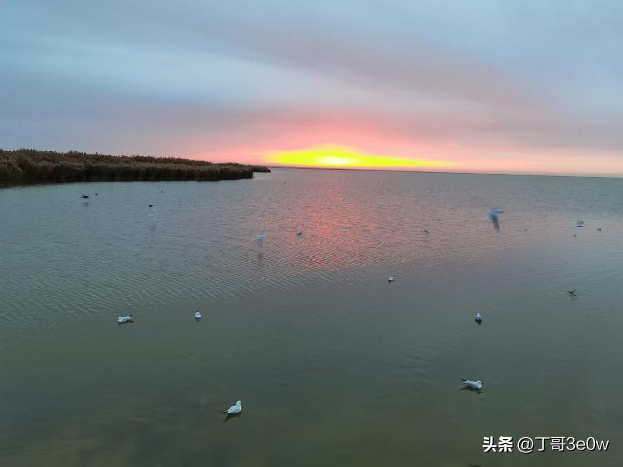 【昨日客流】
10月18日（周日）
武汉城市轨道交通线网客运量（含换乘）为337