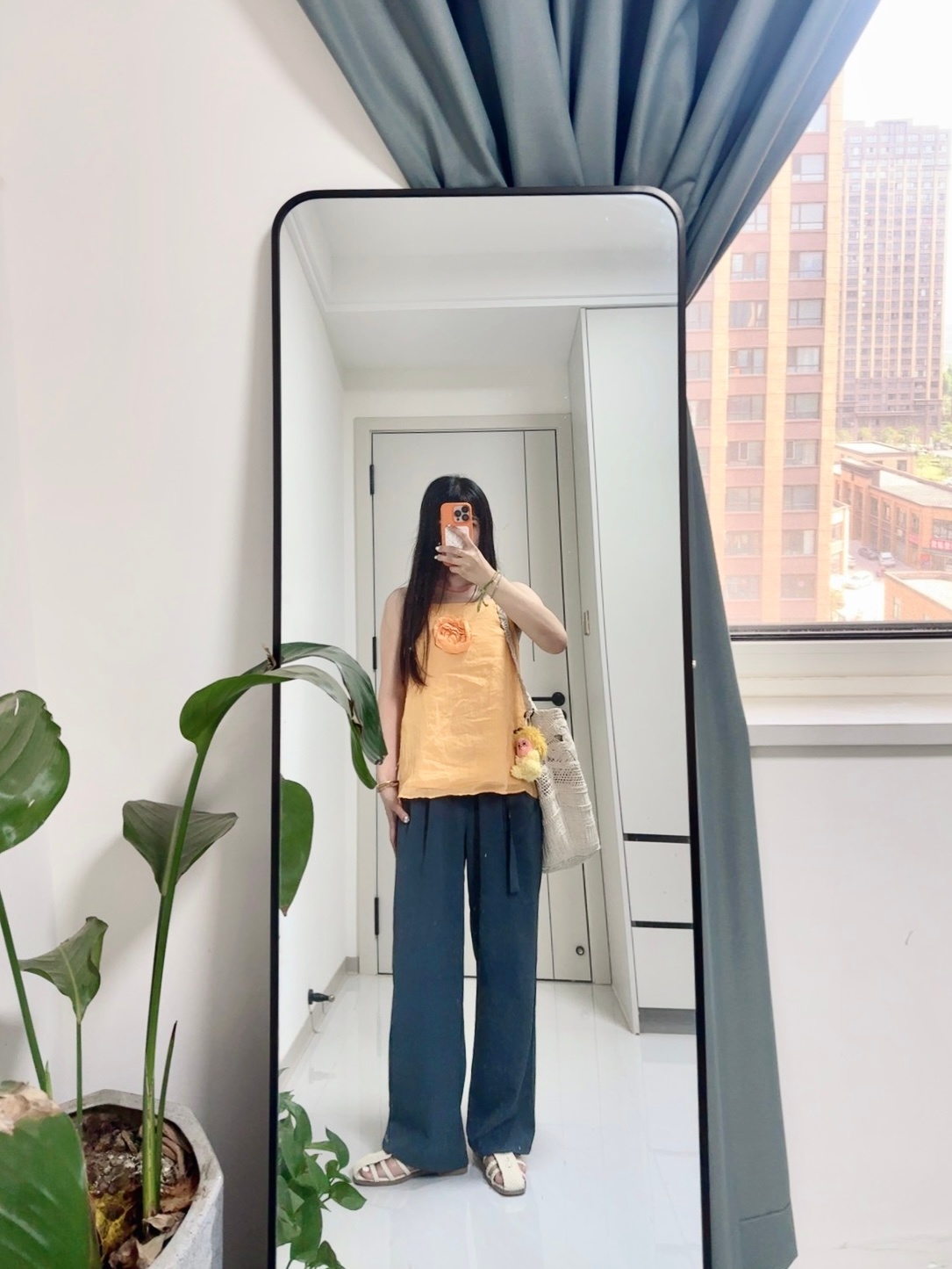 满妈的ootd 今天49.5kg 体重没怎么下降 但纬度收紧了能明显感觉到比前段