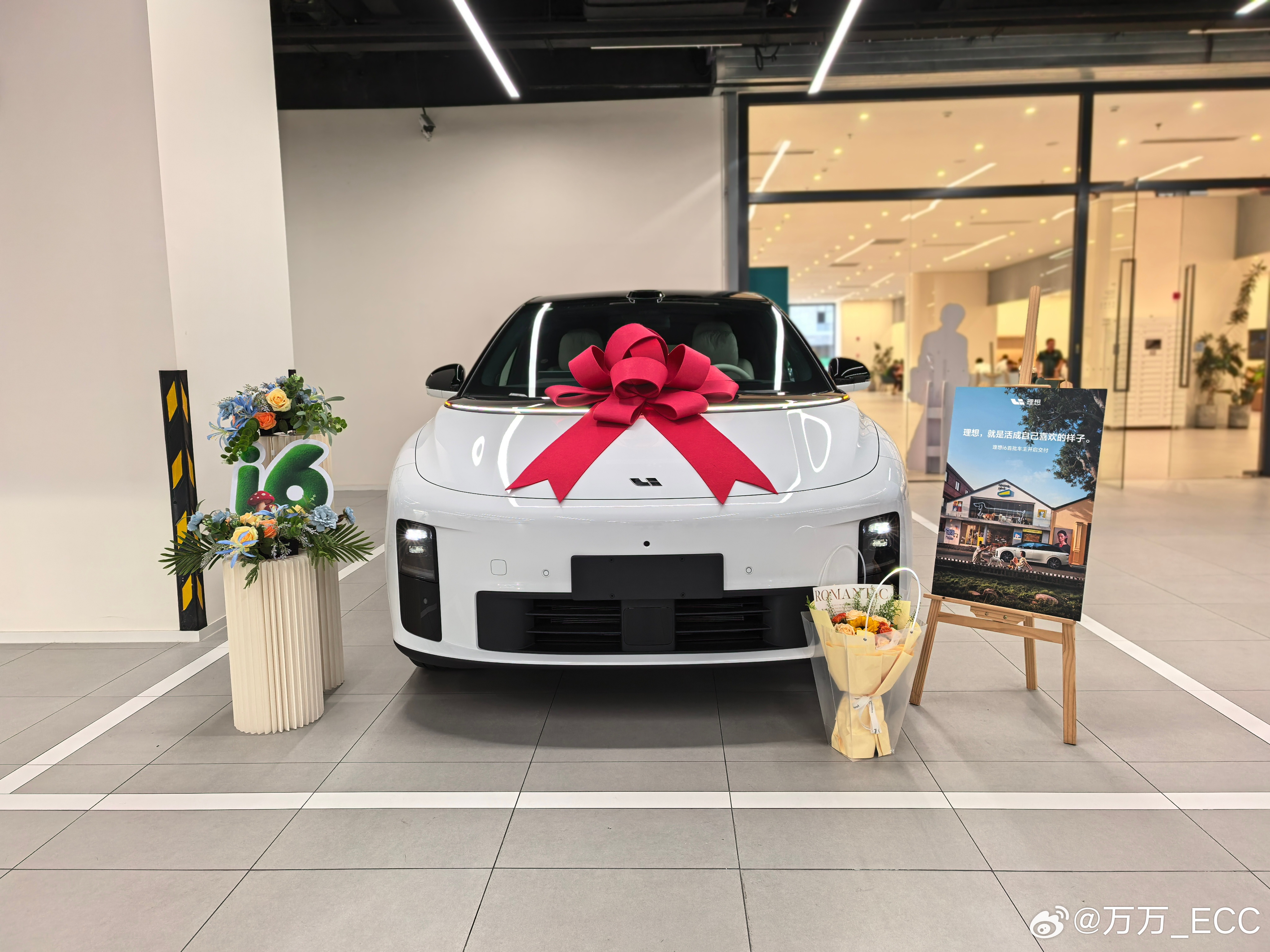 火速提一台理想i6，明天给测下NVH，看看能有MEGA的几分实力[喵喵] ​​​