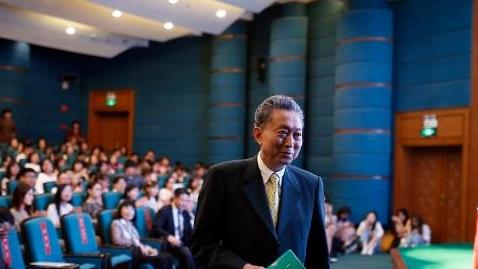 鸠山由纪夫痛心发声！亲手铸就的东亚合作，正被短视思路逐步消耗
 
日本前首相鸠山