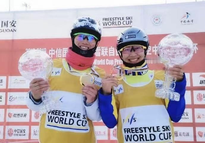 杜华加盟姐姐当家2杜华要上真人秀了 姐圈新卷王杜华来袭！曾捧红众多艺人，如今亲自