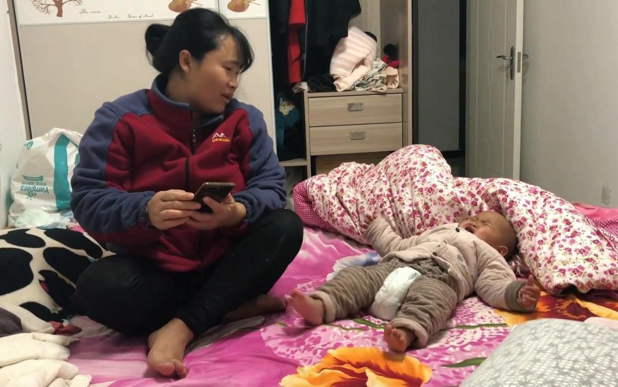 “假带娃”的奶奶越来越多，宝妈不敢明说，毁掉的终究是孩子
文中两位女士讲述了自己