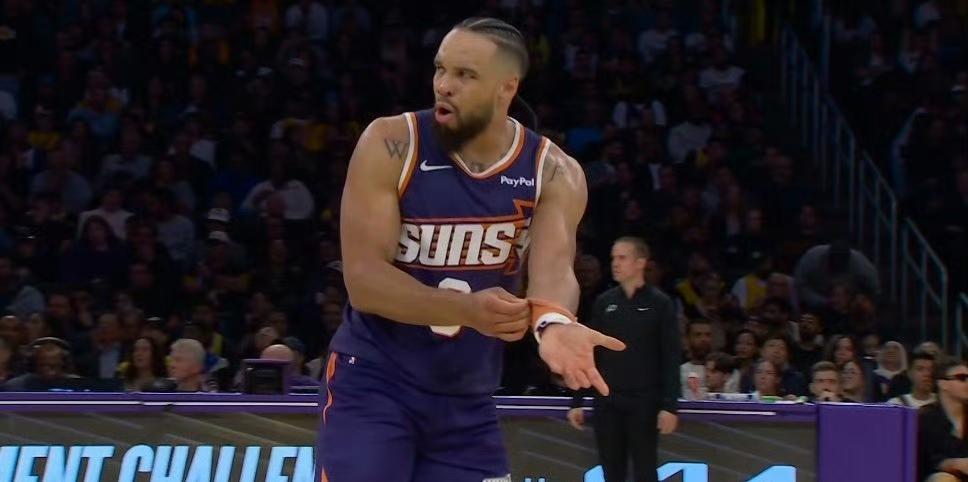 脸都要笑烂了[笑哭]，太阳108-105险胜雷霆，这3位球员是赢球功臣！
1. 