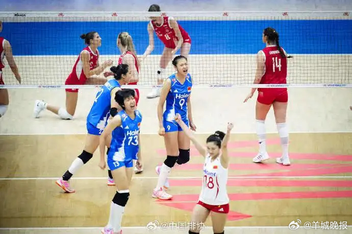 #中国女排3比1波兰女排##中国女排收获三连胜#【中国女排3比1逆转波兰，取世联