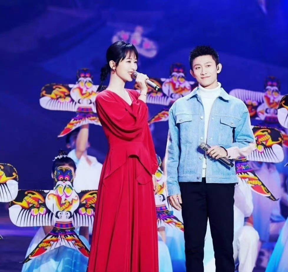 杨紫连续十年给张一山庆生从《家有儿女》到如今，夏雪刘星的友情从未缺席，夏雪夏冰雹