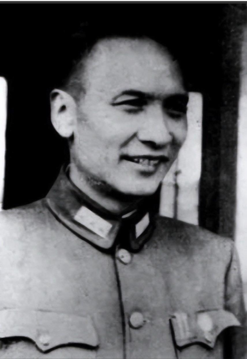 1949年，毛人凤拿着400人枪决名单逼卢汉签字，被拒后竟冷笑："那杀一半留一半