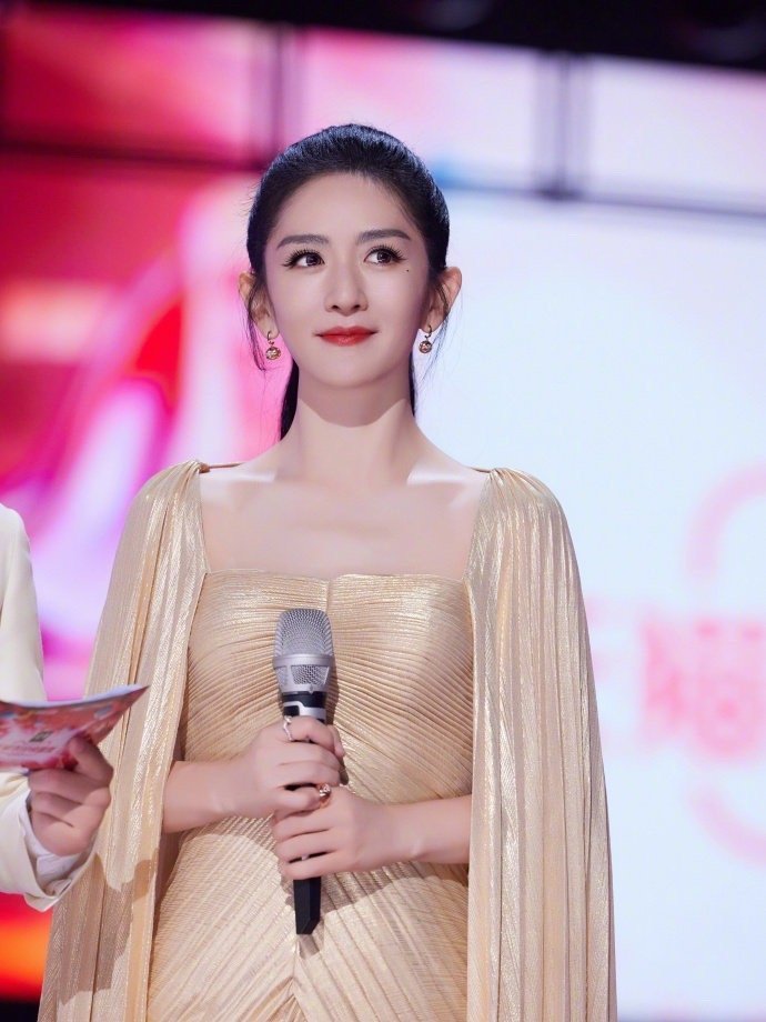 谢娜全国巡演引发大范围抵制，多重矛盾叠加消耗大众好感。此前成都场她主打一次性圆梦