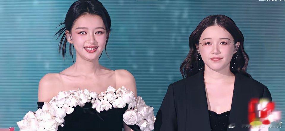 看了一下浪姐一公孙怡输给阚清子，一点也不意外，她并不是输在了唱功上，而是输在了，