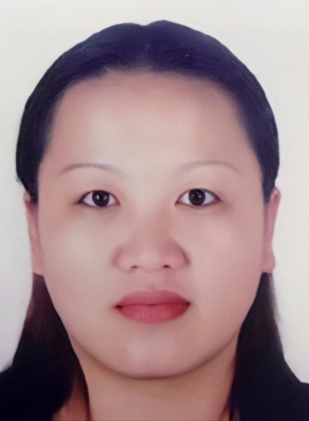2000年，上海一女子私吞92万公款，怀着身孕逃亡泰国，嫁给了泰国残疾男子，警方