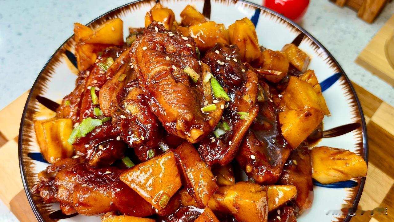 炒菜到底要不要放糖？原来90%的人都不懂，难怪菜总不好吃
 
好多人炒菜，从来都