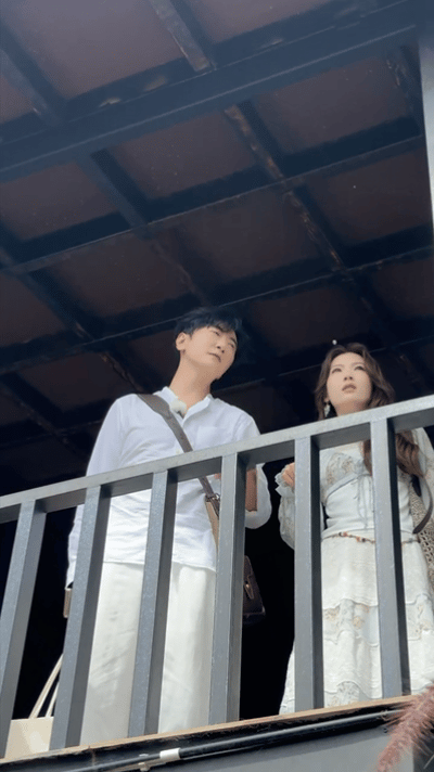 高梓淇坦荡认爱原来云南旅途里和高梓淇同行的是孙晓彤！默默相伴三年，拒绝恋情营销，
