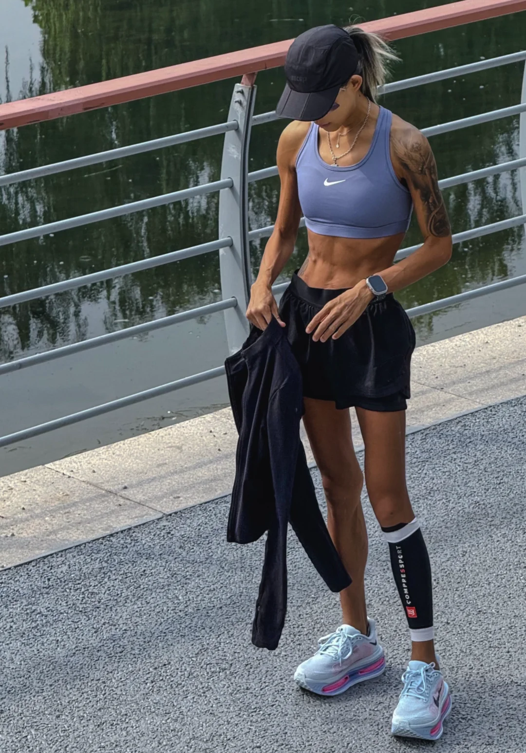 🏃🏾💭RUNS ON YOUR TERMS.