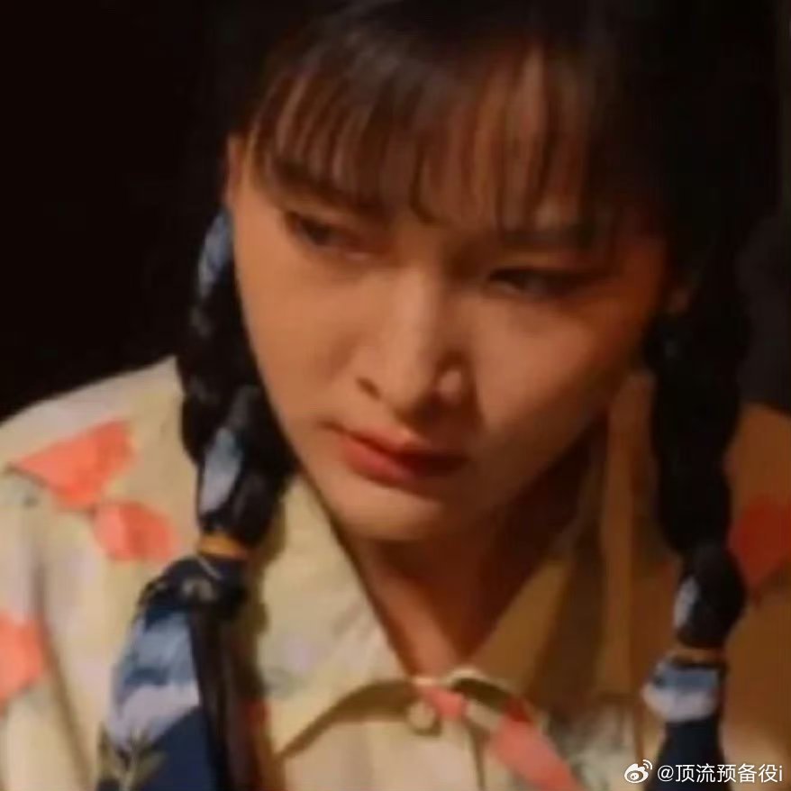 深深……你啥时候演剧了？？？跟长得也太像了 ​​​