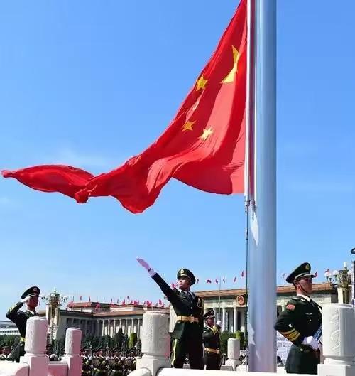 中国的国歌是不是该换一换？近几年，网上出现了一种声音，他们觉得在奥运会上看国旗升