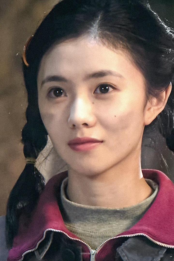 怎么还没看到刘浩存窦骁出圈路透电视剧主角 这场梧桐树下的戏从开拍就在等了。刘浩存