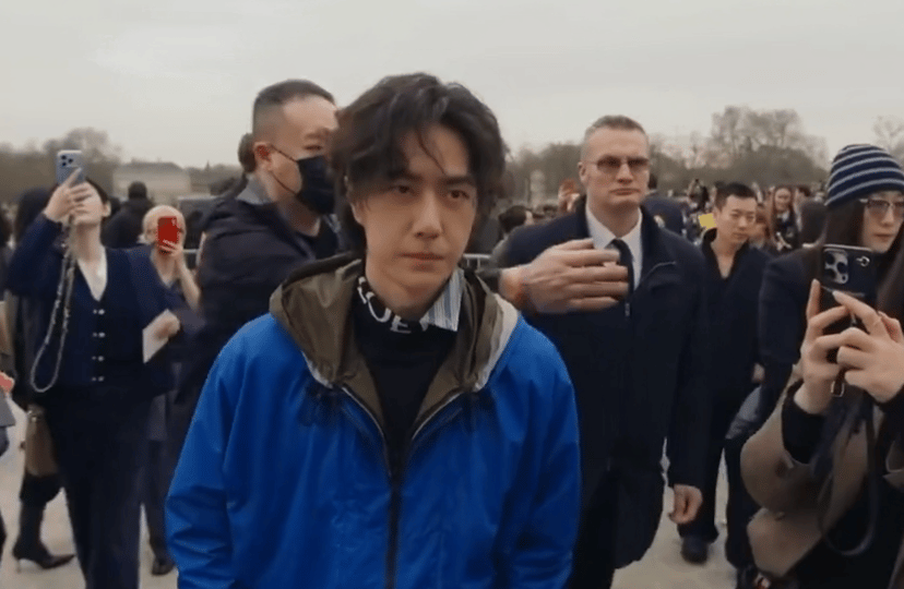 除了粉丝看到应该感觉两年不拍戏也释怀了