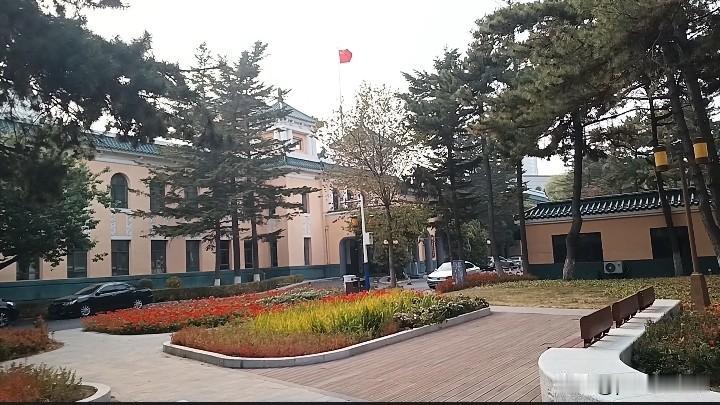 吉林警察博物馆
楼下的长春市公安局，前两年搬到新址，旧址只有某个部门在办公，最早