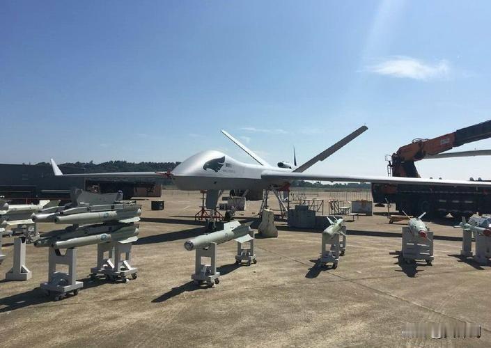 - 5：中国空军的高端“战力王牌”翼龙 - 5是中国航空工业匠心雕琢的大型多用途