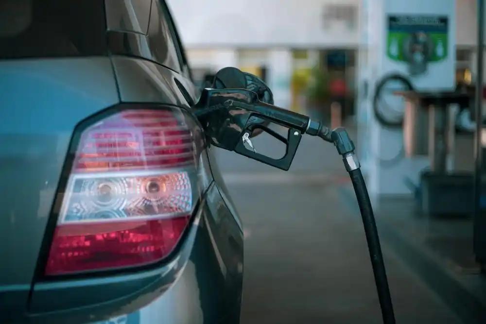 现在的国际局势多复杂不用多说，全球能源供应本身就紧张。在这种大环境下，如果完全放