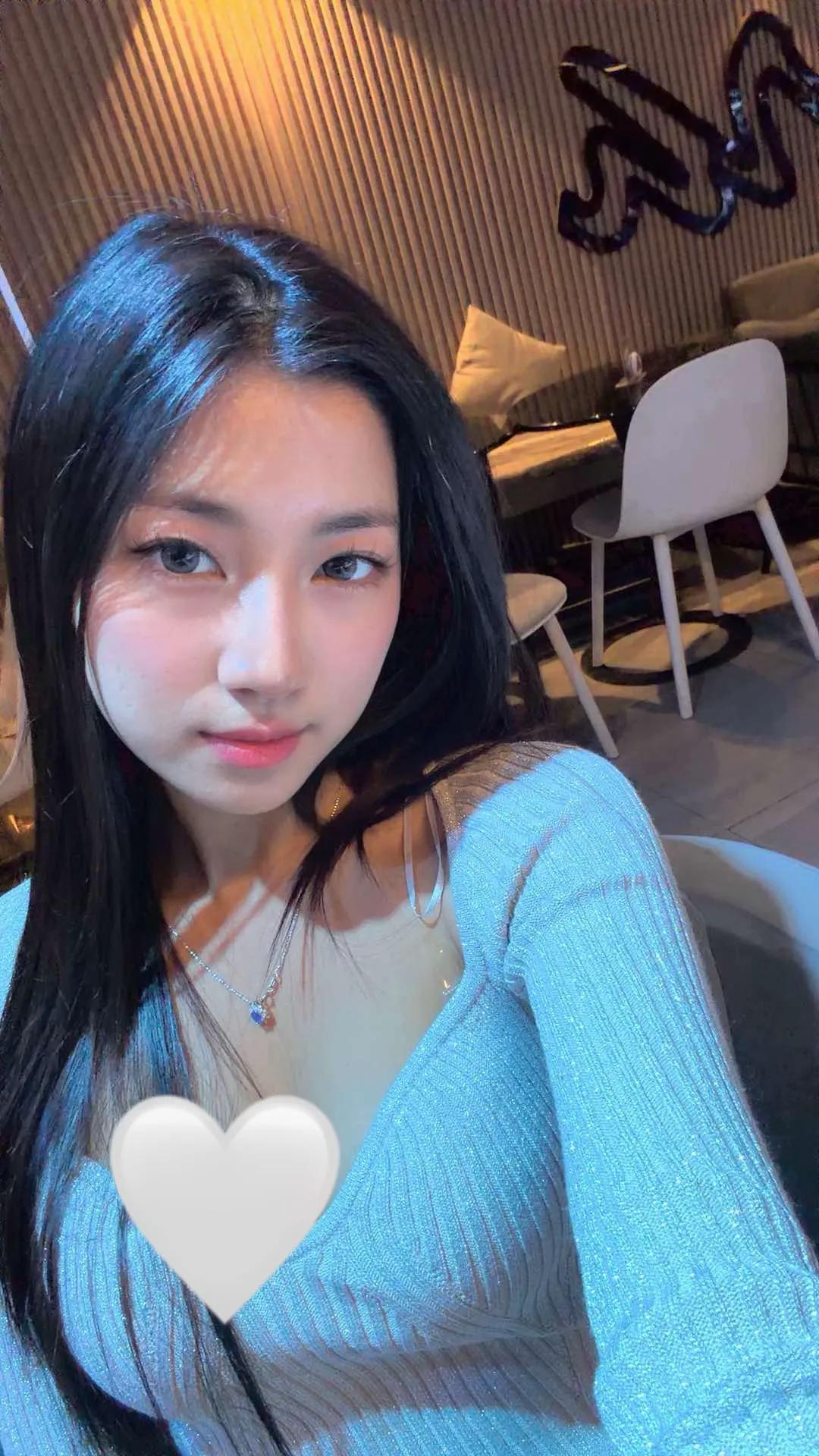 知性美女穿搭分享