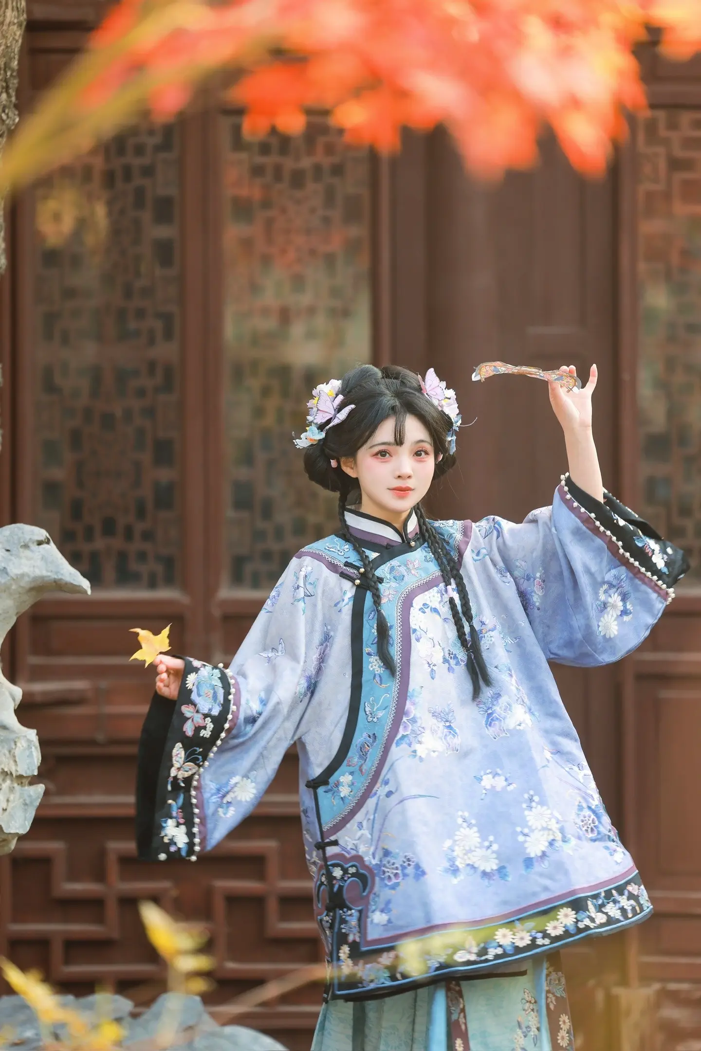 秋天是倒放的春天🍂。摄/后：我