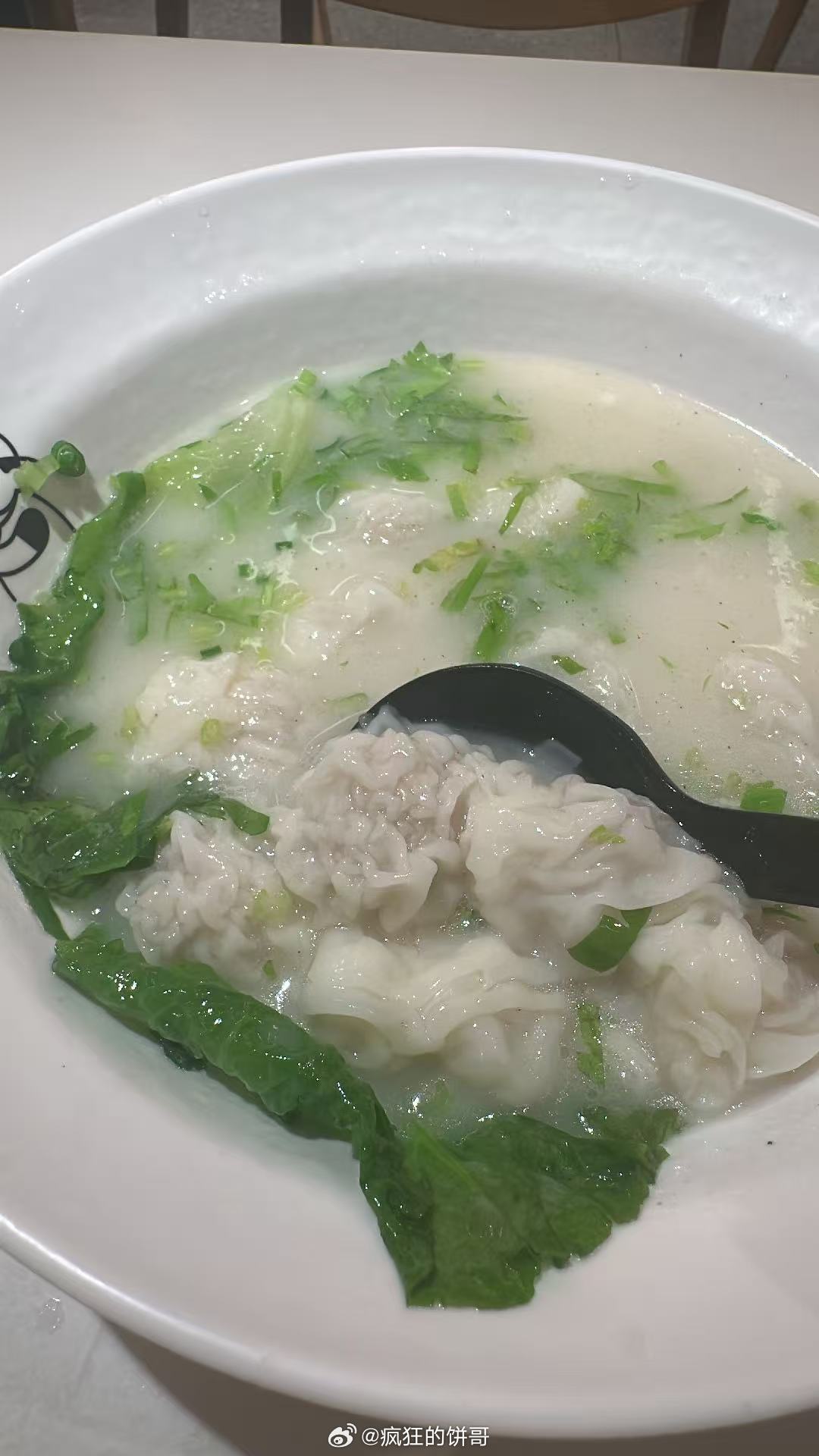 发现鱼肉馄饨也挺好吃的，你们爱吃吗？ 