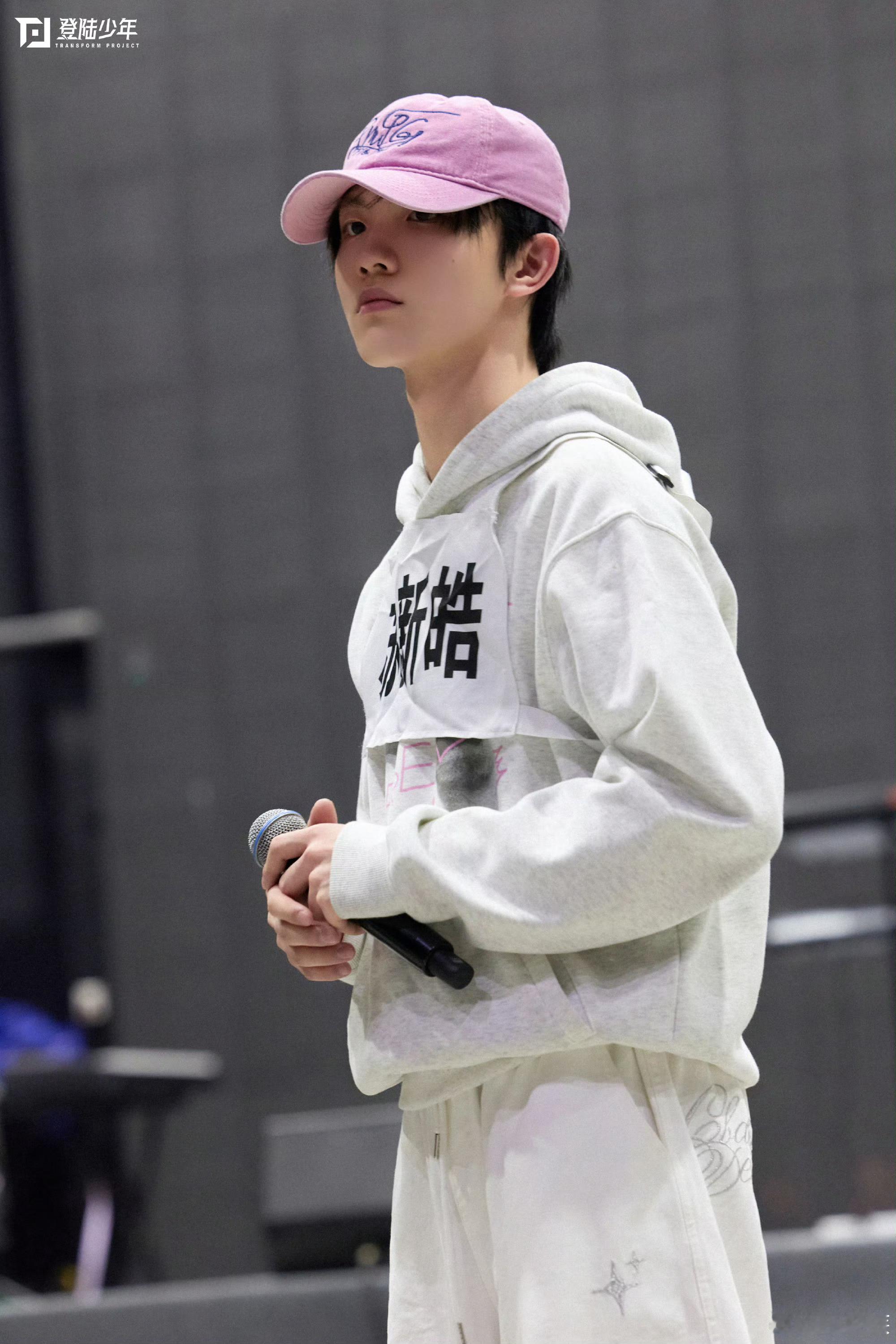 【登陆少年】TOP登陆少年荣耀之战彩排花絮照📸苏新皓〡朱志鑫〡左航〡张泽禹〡张