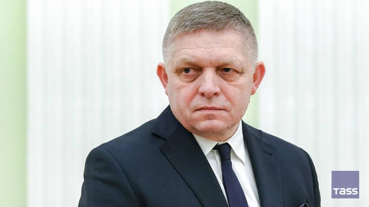 新闻快讯——斯洛伐克总理菲佐主张，应该让欧盟获得授权，去和俄罗斯就乌克兰局势进行