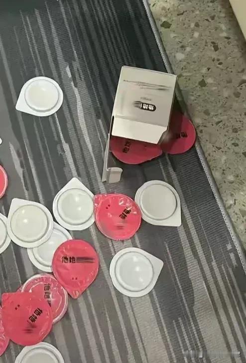 帮同事搬家发现这个？