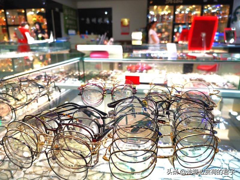 799元镜片进价仅15元 溢价超50倍 眼镜行业这溢价也太离谱了吧！799元的镜