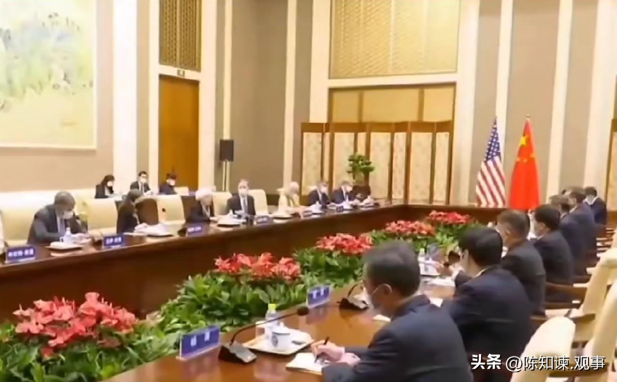 为什么大国亲自下场打仗越来越吃力？

放眼当今世界，从东欧到中东，从高加索到南亚