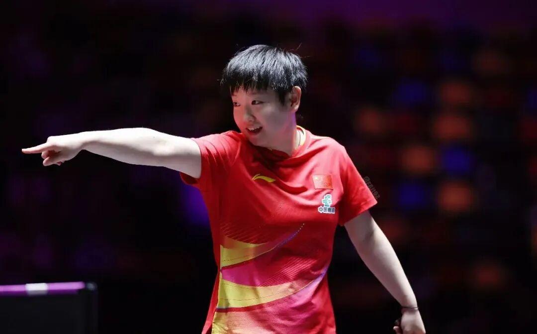 积分一年一清零，
这样的制度彰显着竞技体育的残酷，
在乒乓球赛场上，
你的战绩再