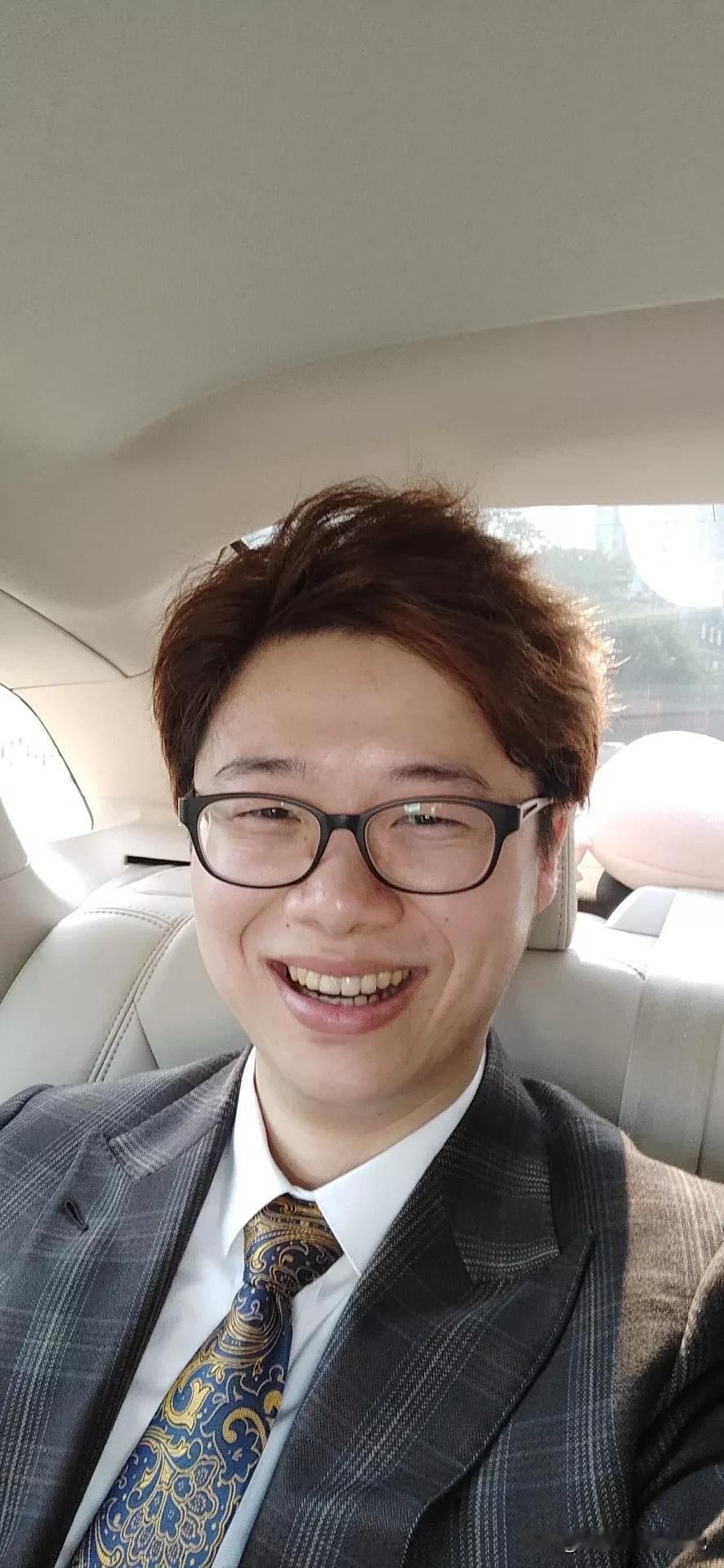 美丽的墨嫂，你准备好了吗？我来接你了[大笑][大笑][大笑]