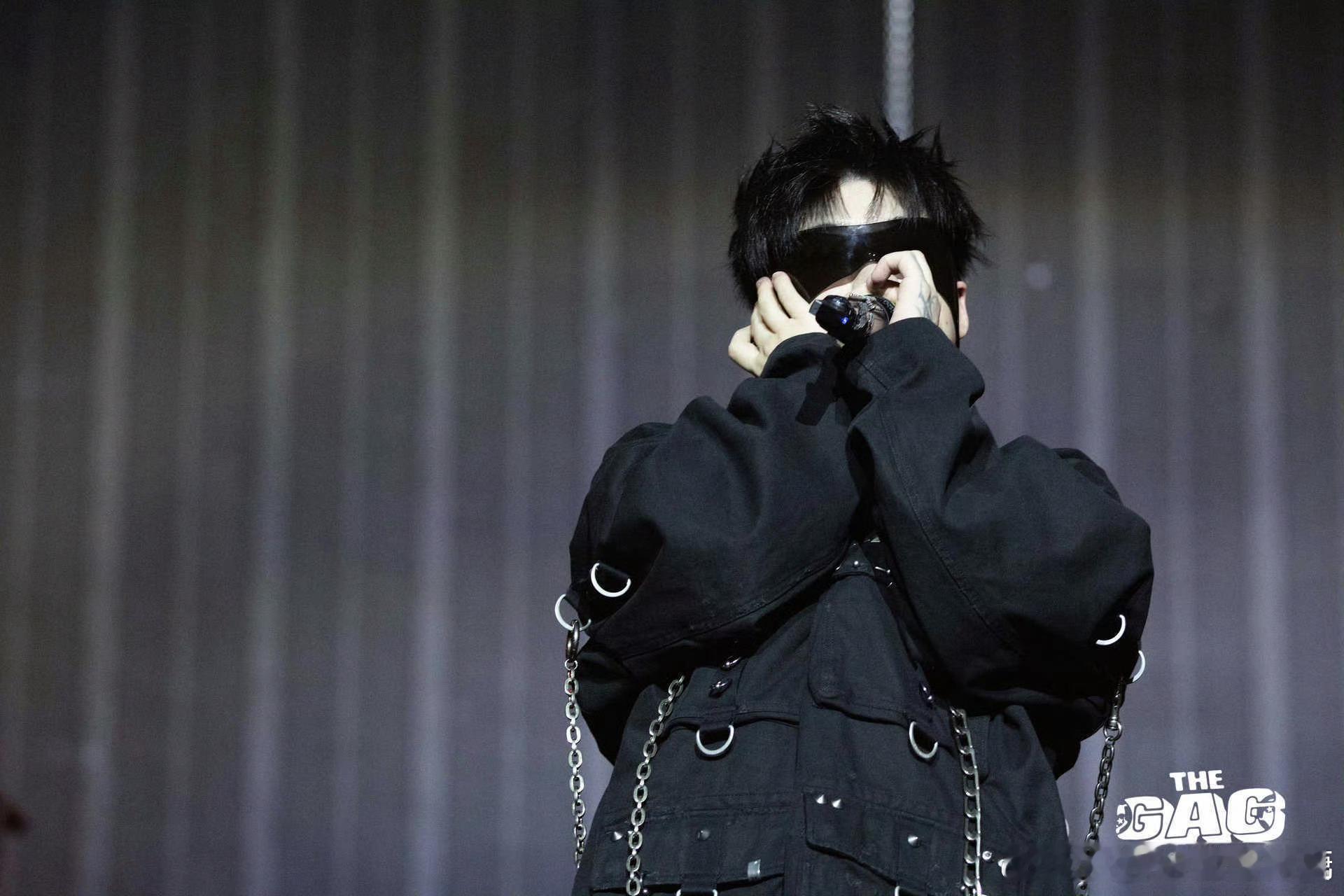 Capper散场BGM是难忘今宵 Capper你是懂整活的，散场直接放难忘今宵是