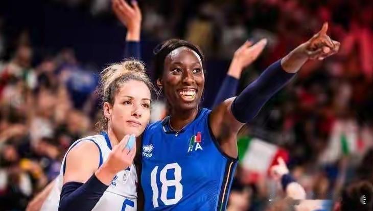 巴西女排vs意大利女排，14人实力分析

【主攻线】
🇧🇷加比强于塞拉🇮?