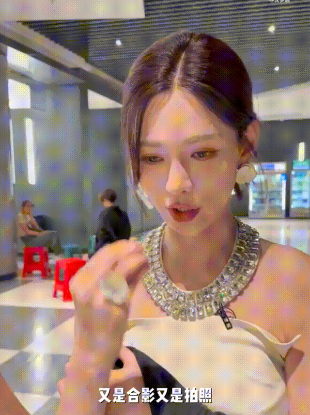 沈梦辰成功追星王力宏谁懂啊，我看到这段直接原地升天，追星天花板！这样的待遇没谁了