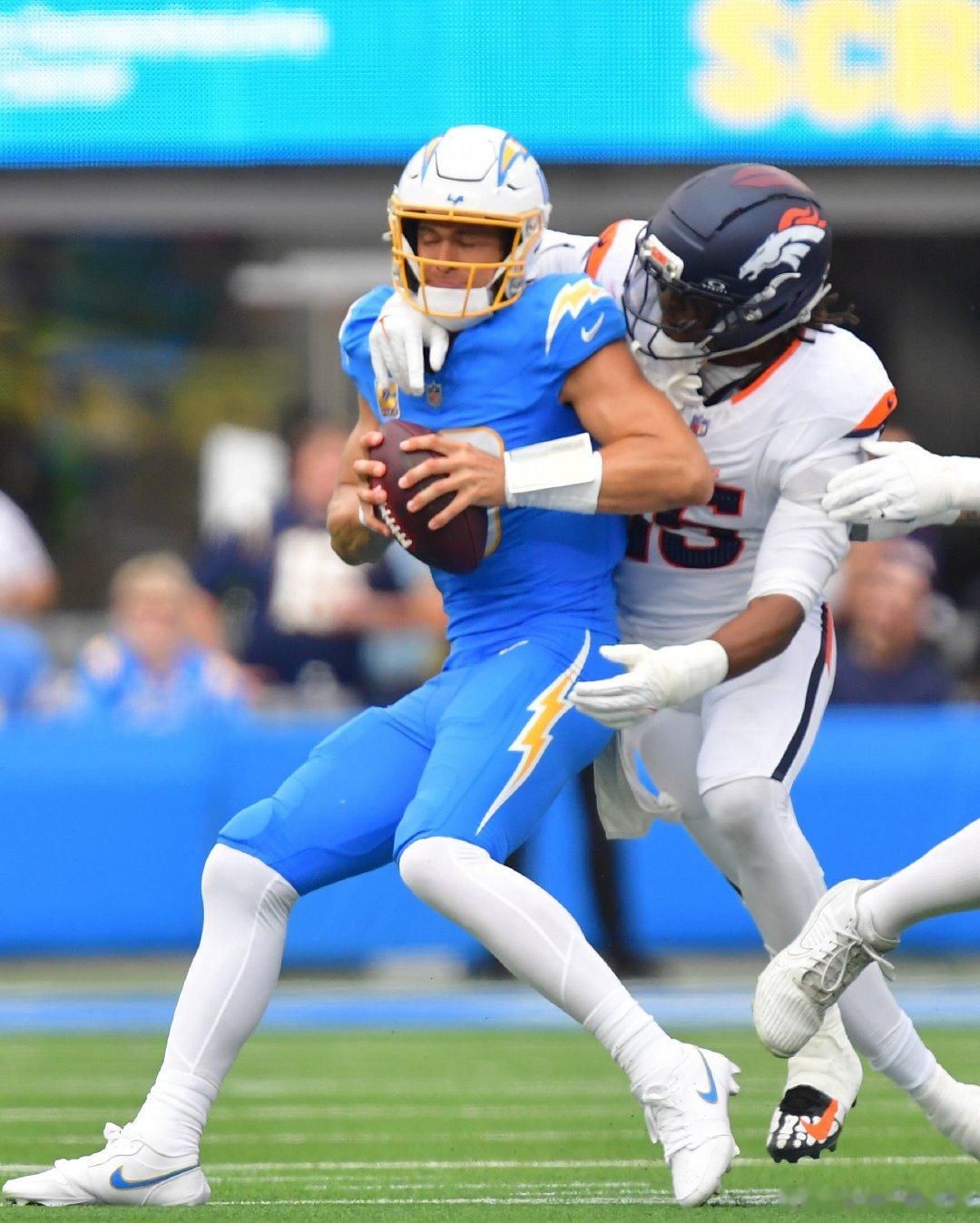 NFL新赛季五周过去，田纳西泰坦、迈阿密海豚和洛杉矶闪电仍然难求一胜🥲运动画报