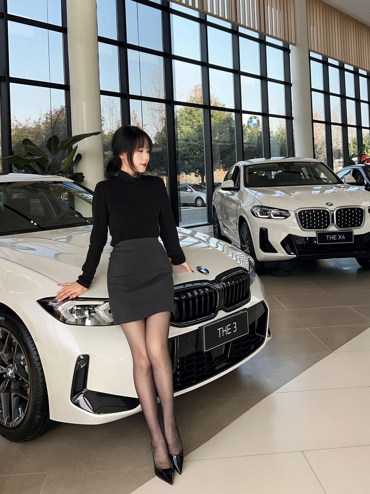 宝马3系如果能卖成i3的价格，很多客户还是要冲的[doge] ​​​