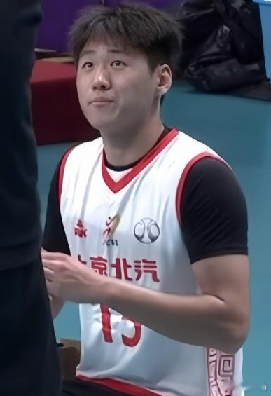 国际排坛动态江川江川和胡朕卓将代表韩国现代资本出战男排亚冠联赛，现代资本队将于1