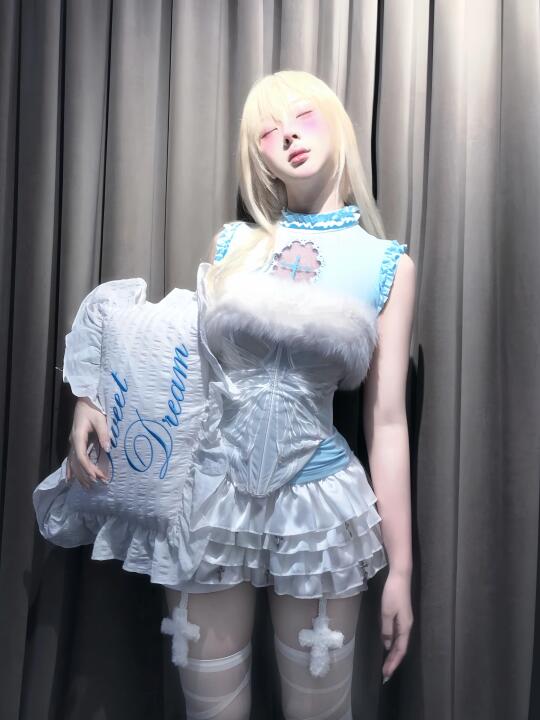 lunar marionette🪽